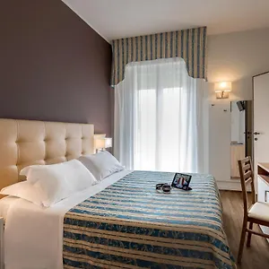https://hotel-sole-mio.riccione-hotels.org